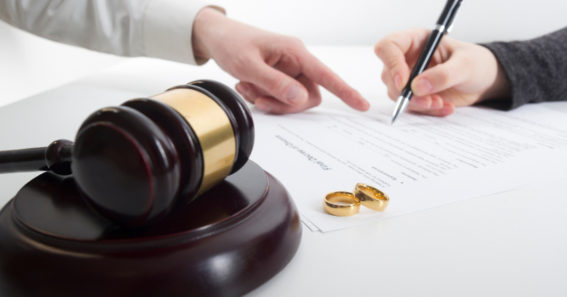 What Questions Should I Ask Before Hiring a Divorce Lawyer?